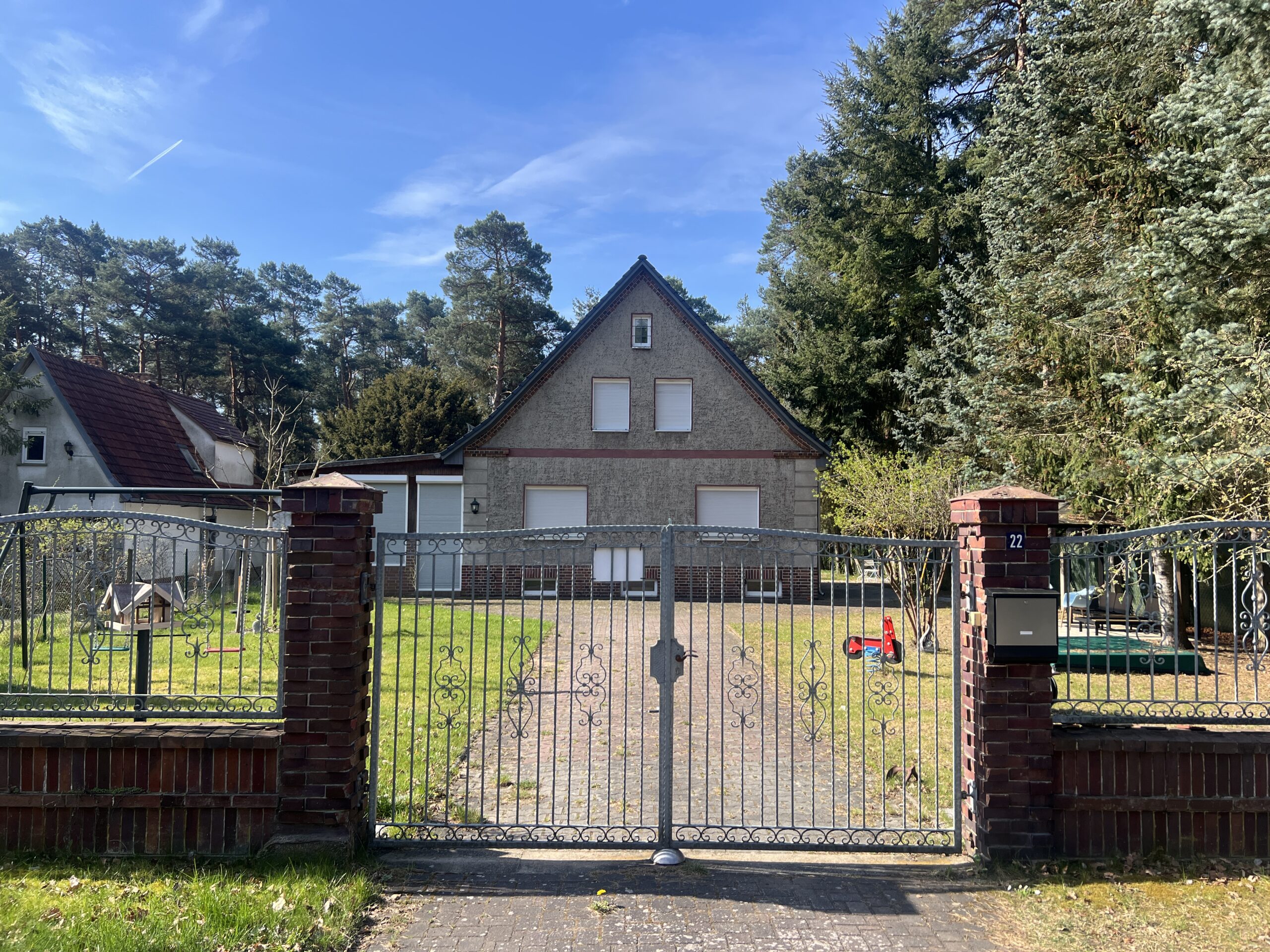 Ferienhaus Zaun geschlossen