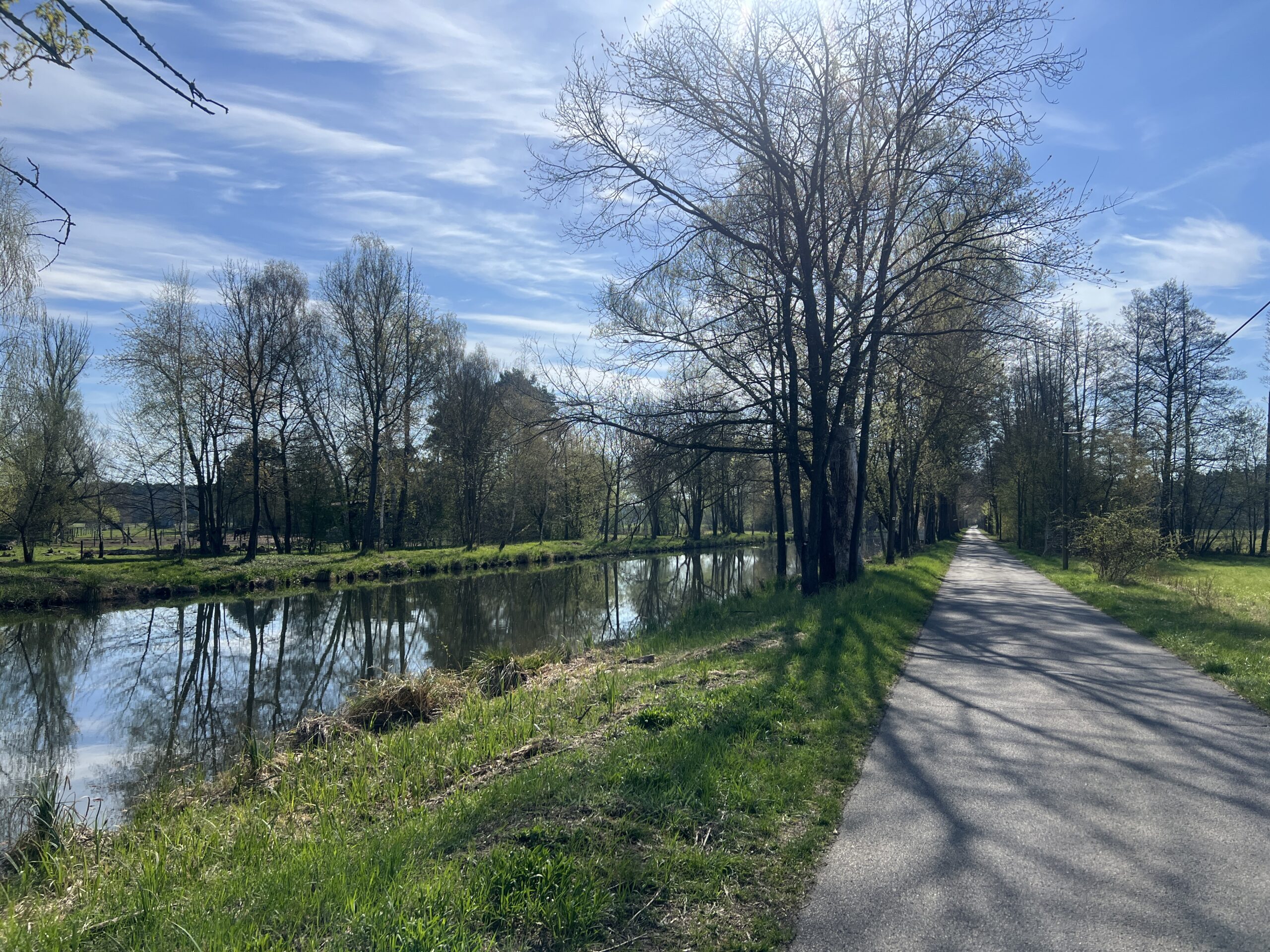 Umgebung Straße Kanal
